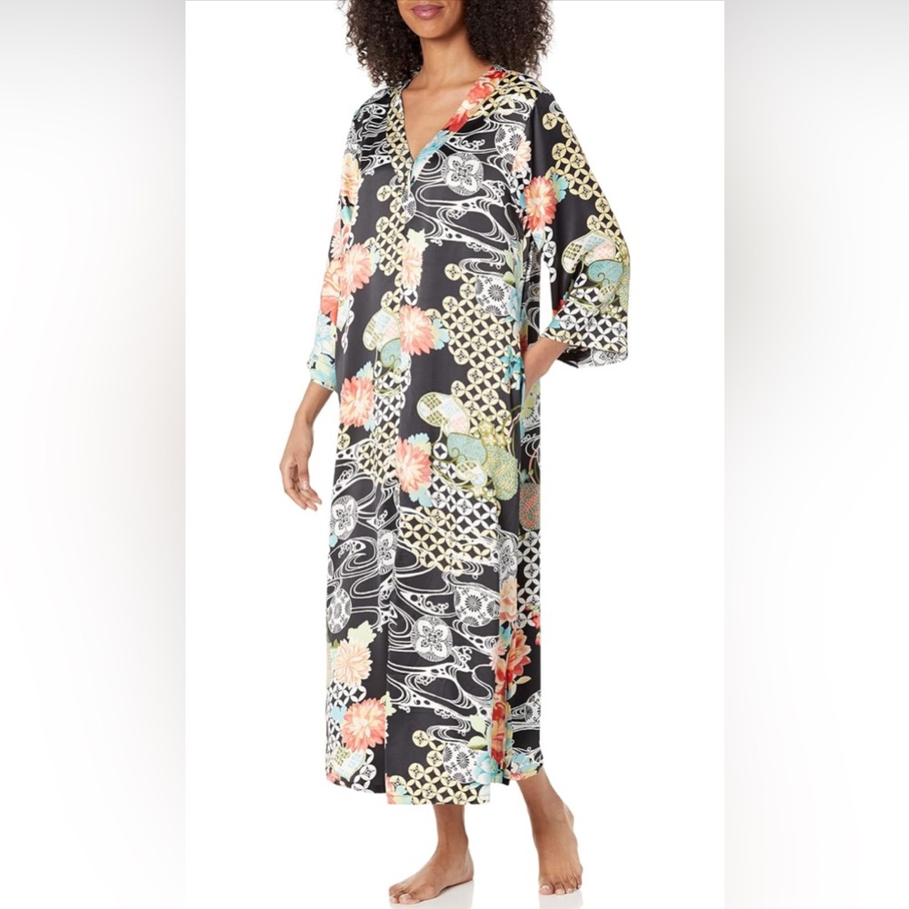 *BUNDLE ONLY* Natori Black Kimono with Floral Accents